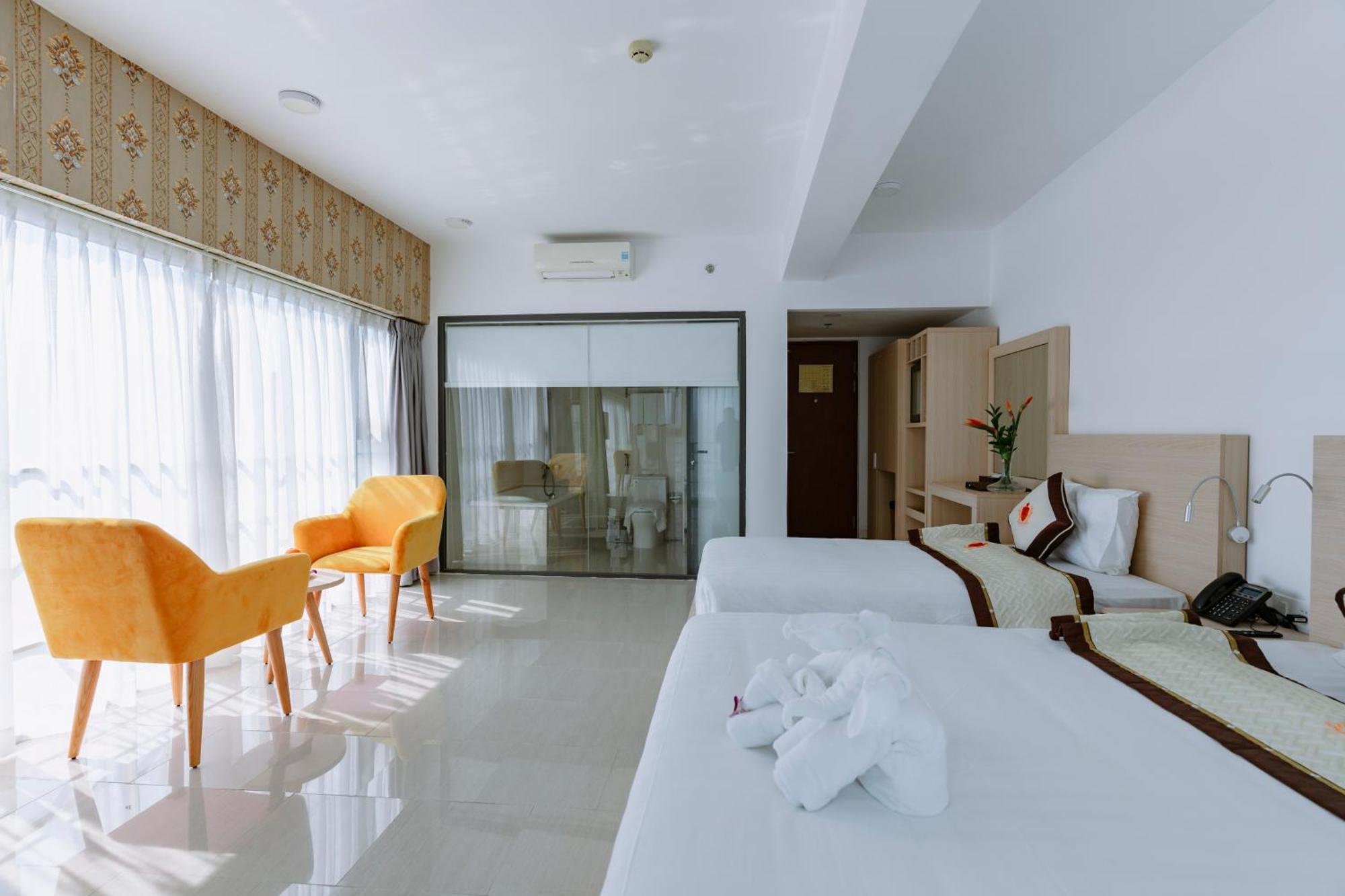 Napoleon Nha Trang Hotel Екстериор снимка