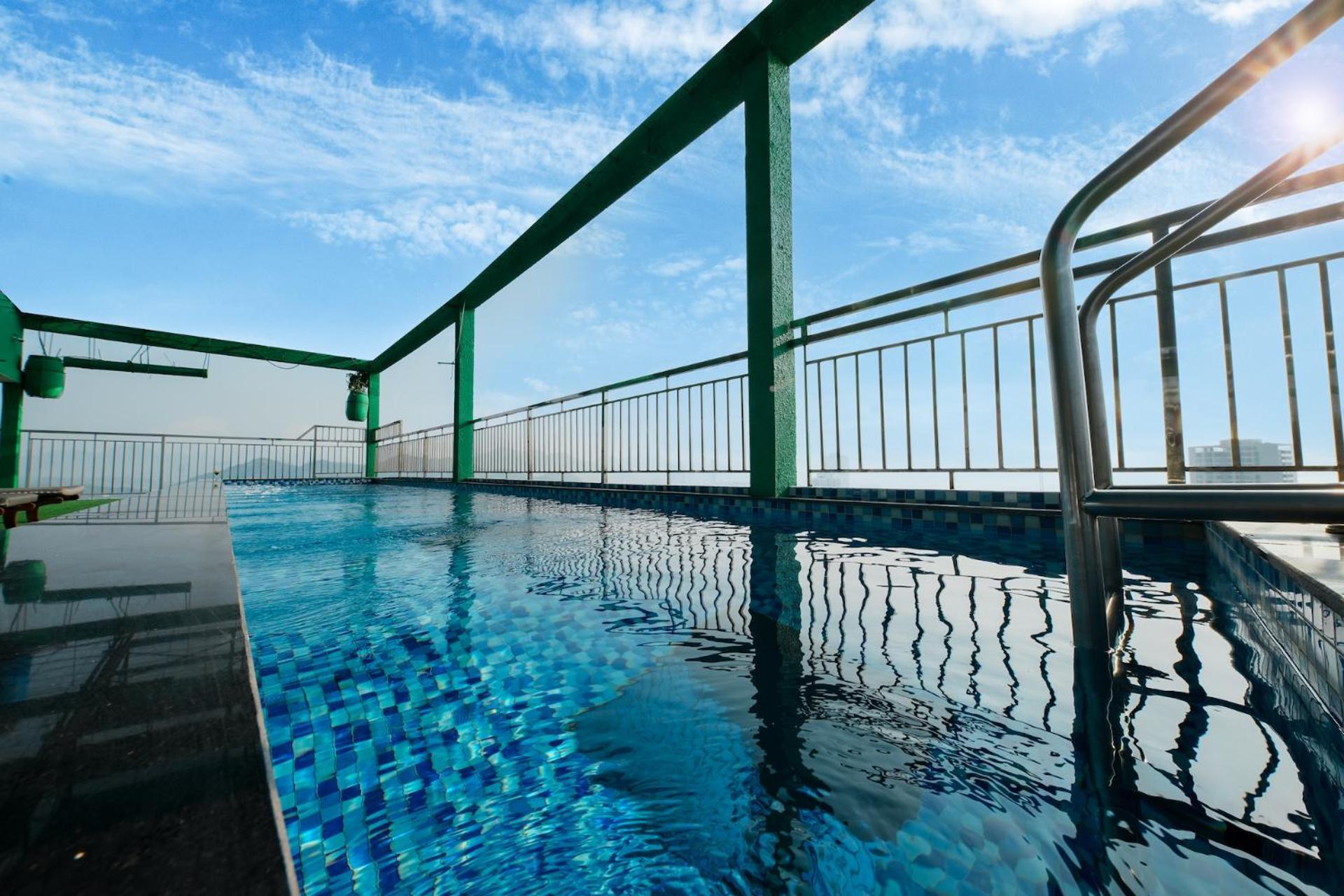 Napoleon Nha Trang Hotel Екстериор снимка